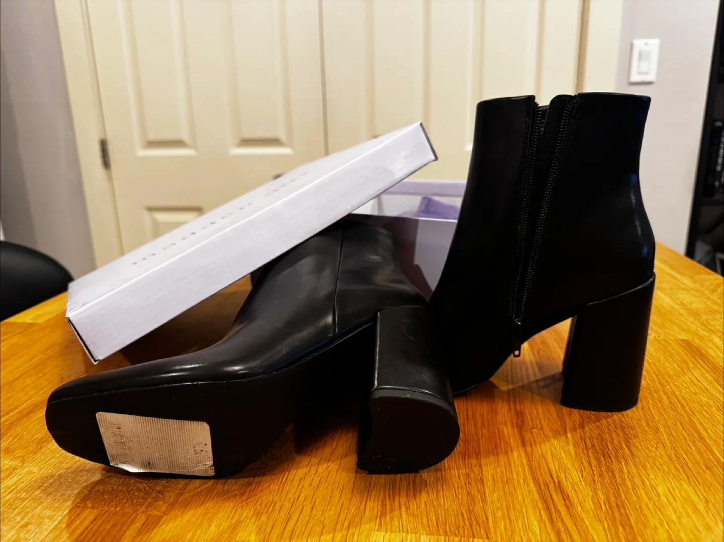 New Madden Girl Black Ankle Boots, Size 6 image indicator(2)
