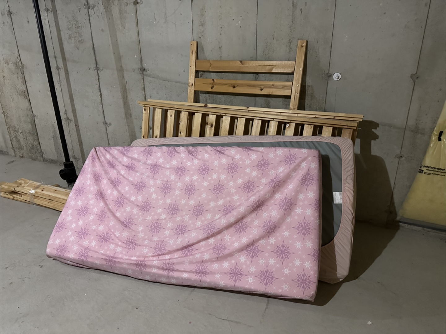 IKEA MYDAL Twin  Bunk Bed Frame with two Mattress - photo 4