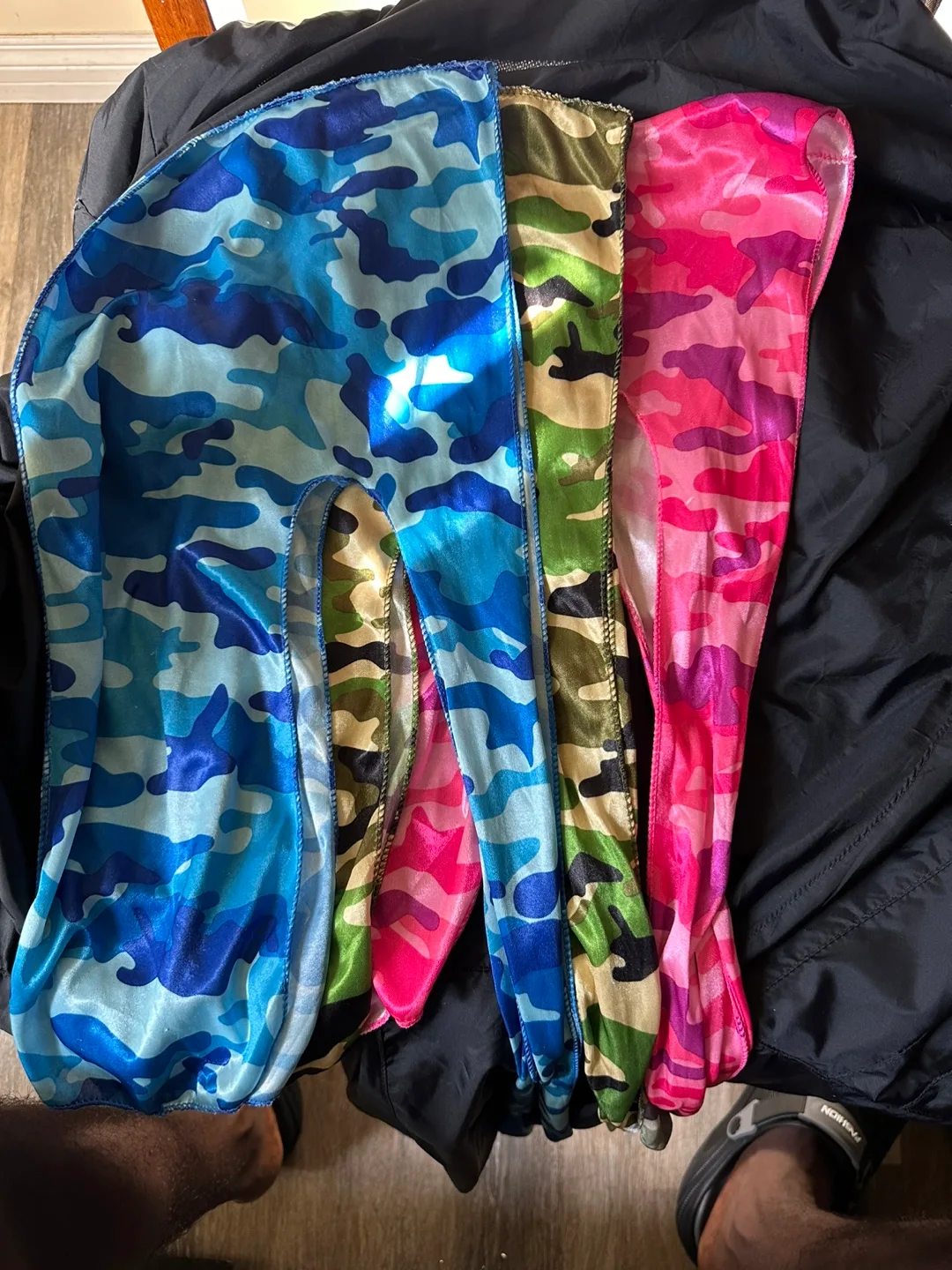 3 Camo Durags - Blue, Green, Pink $20 for all of them image indicator(2)