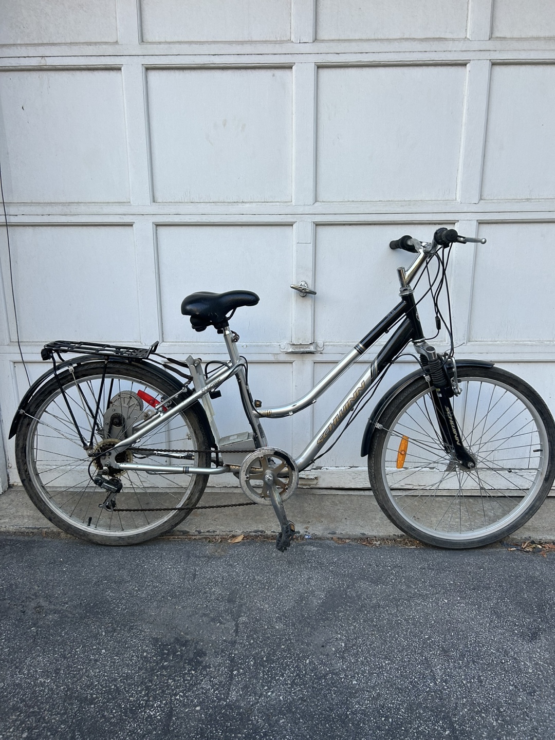 SCHWINN IZIP Eléctric Schwinn Hybrid Bike - Silver/Black - photo 2