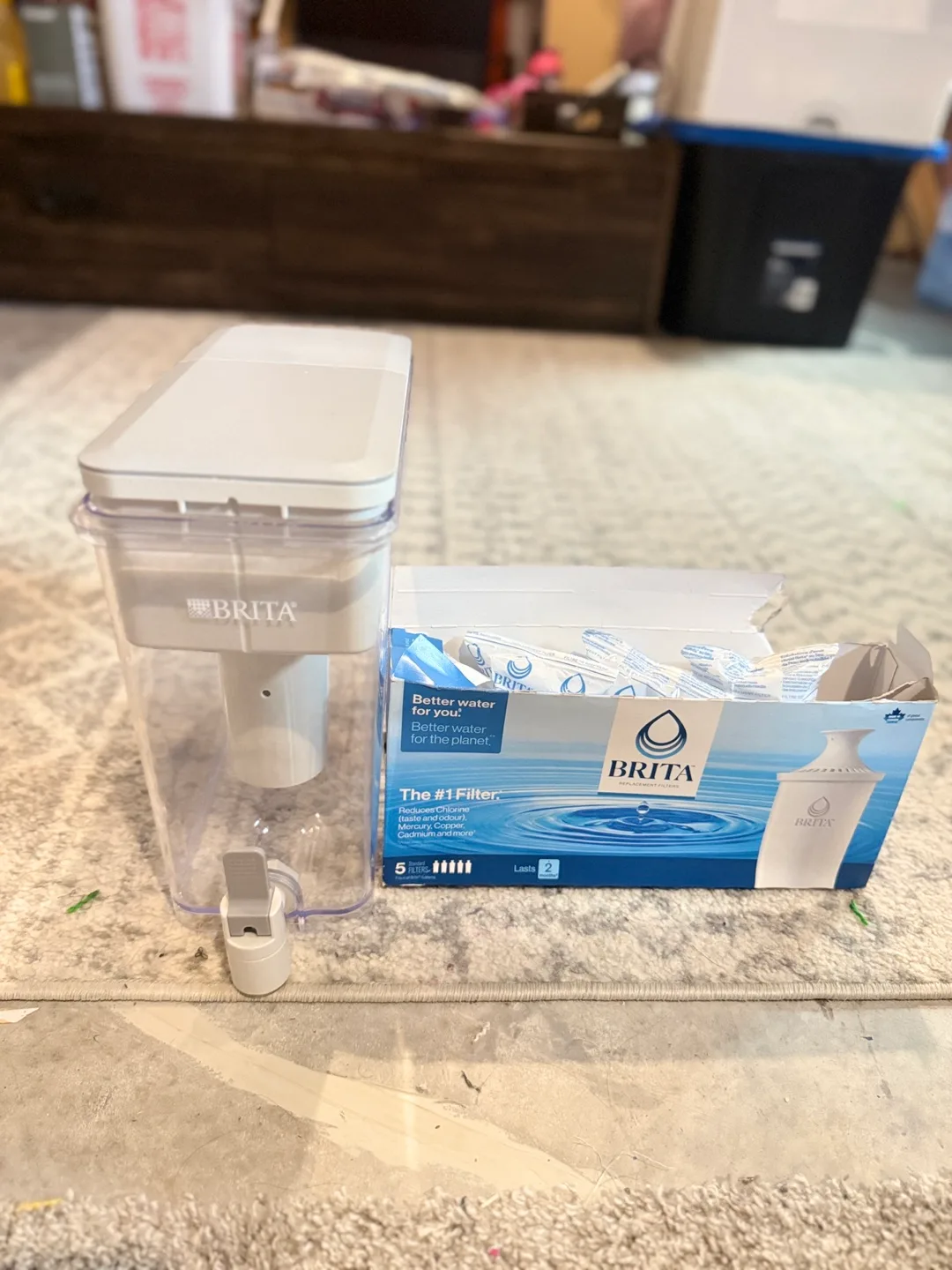 Brita Water Filter Dispenser with 4 Filters thumbnail