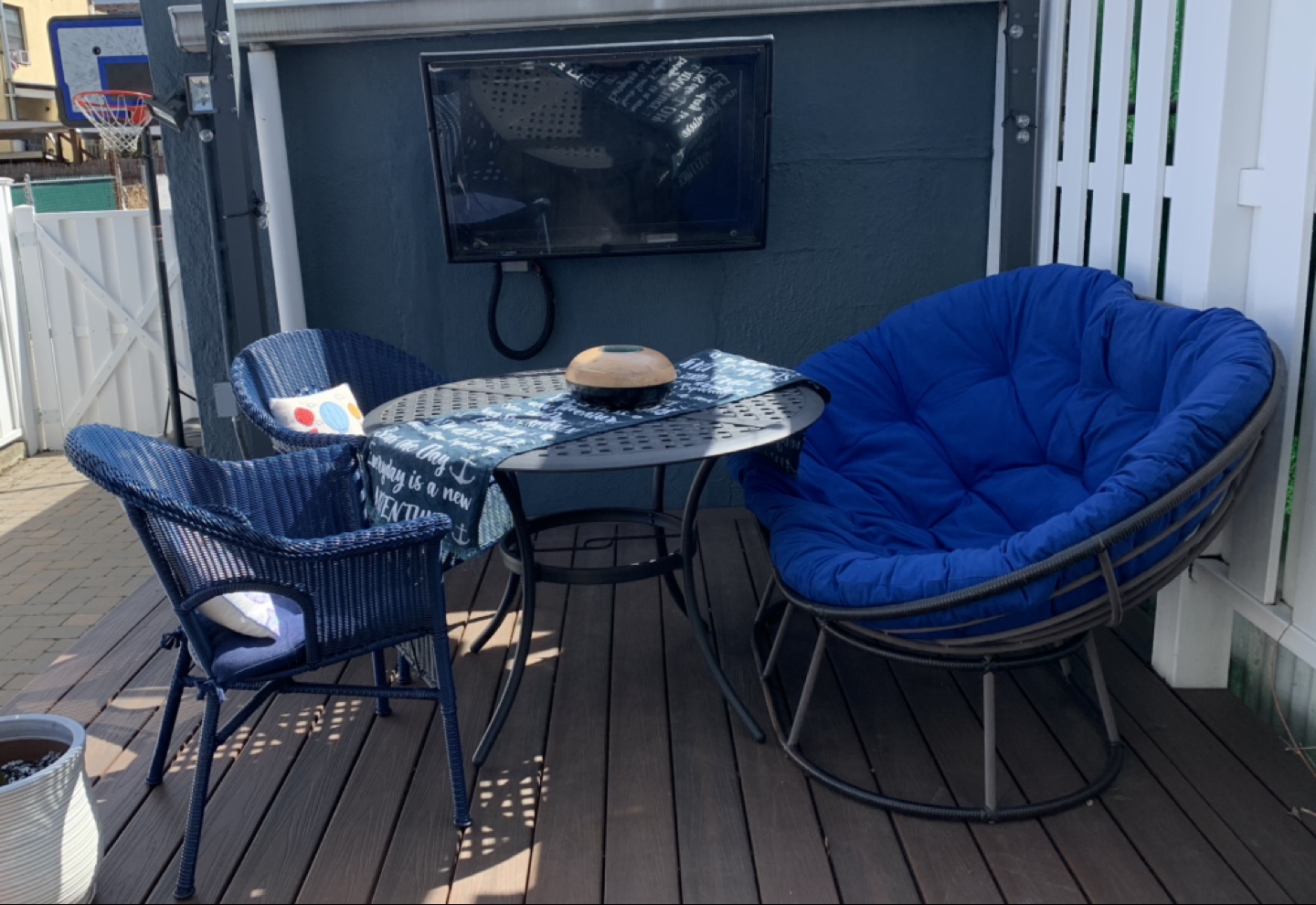 Papasan Lounge Chair with Cushion