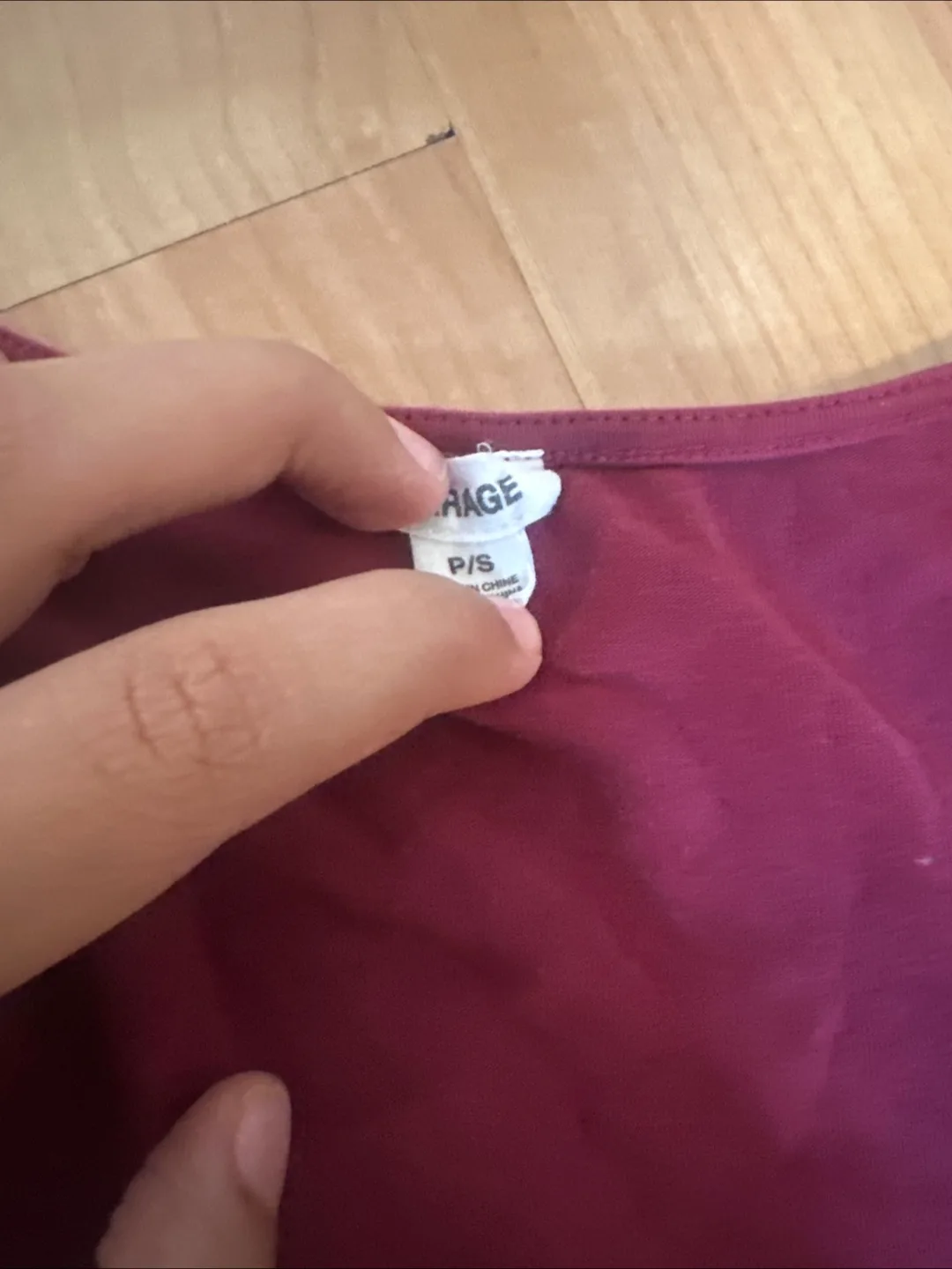 Garage Crop Tops - Size XS/S image indicator(3)