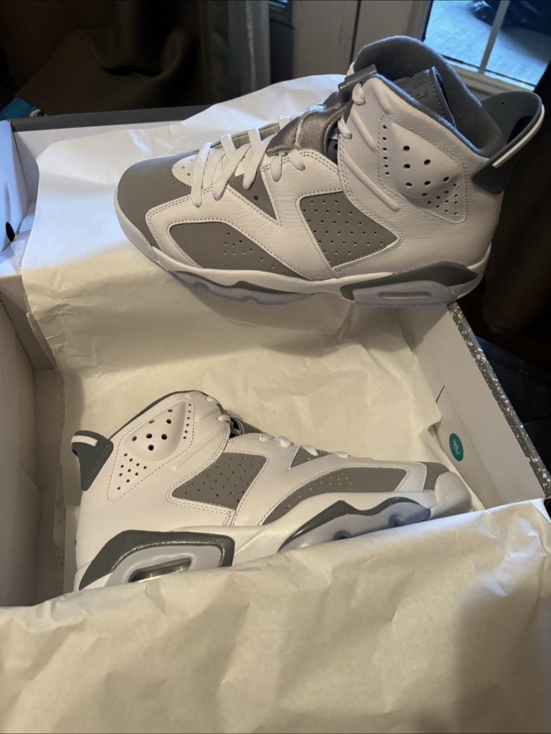 Air Jordan 6 Retro White/Cool Grey Size 8.5 - photo 4
