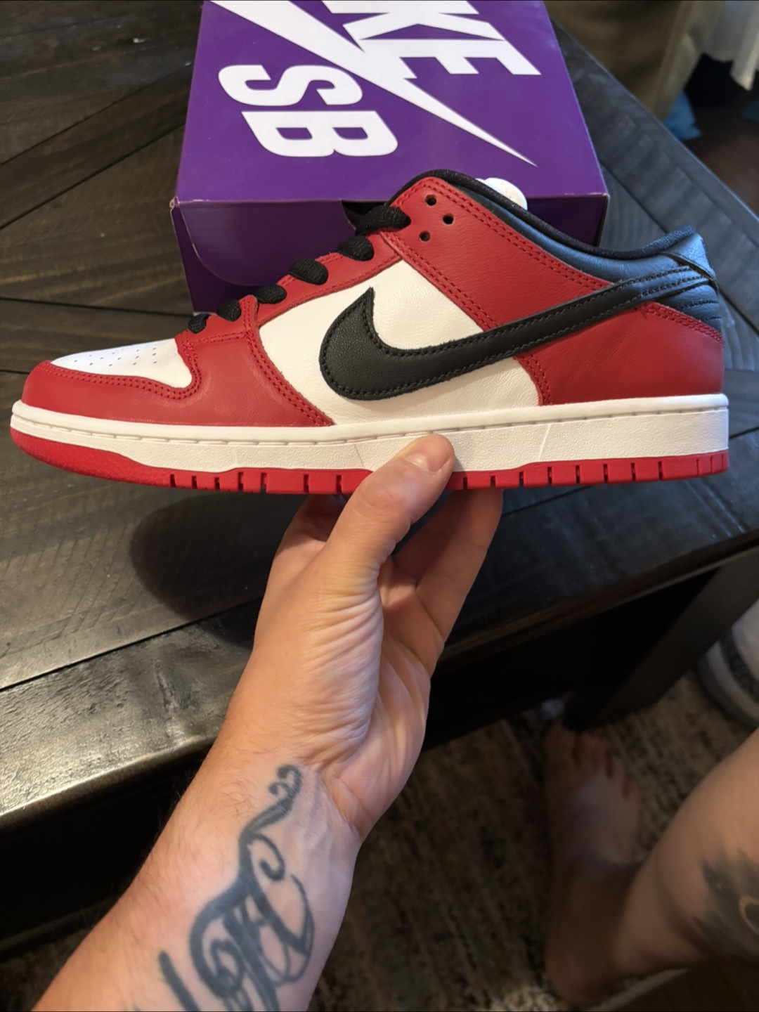 Nike SB Dunk Low Pro Chicago - Size 9