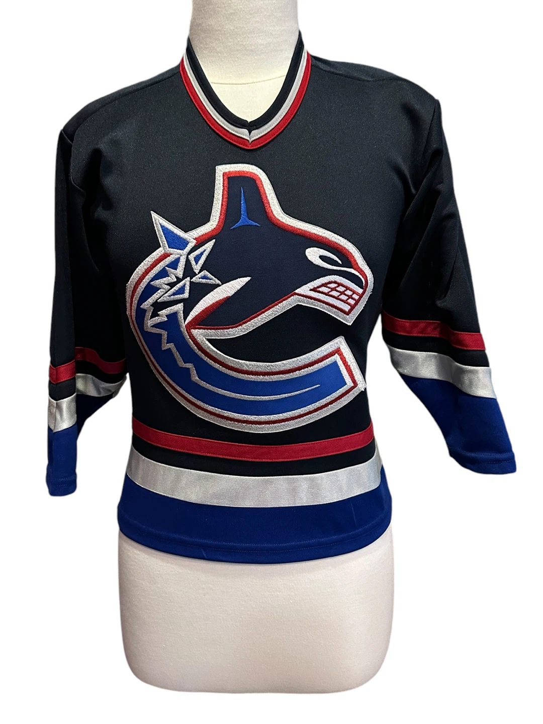 CCM Vancouver Canucks Youth Jersey - Size S/M