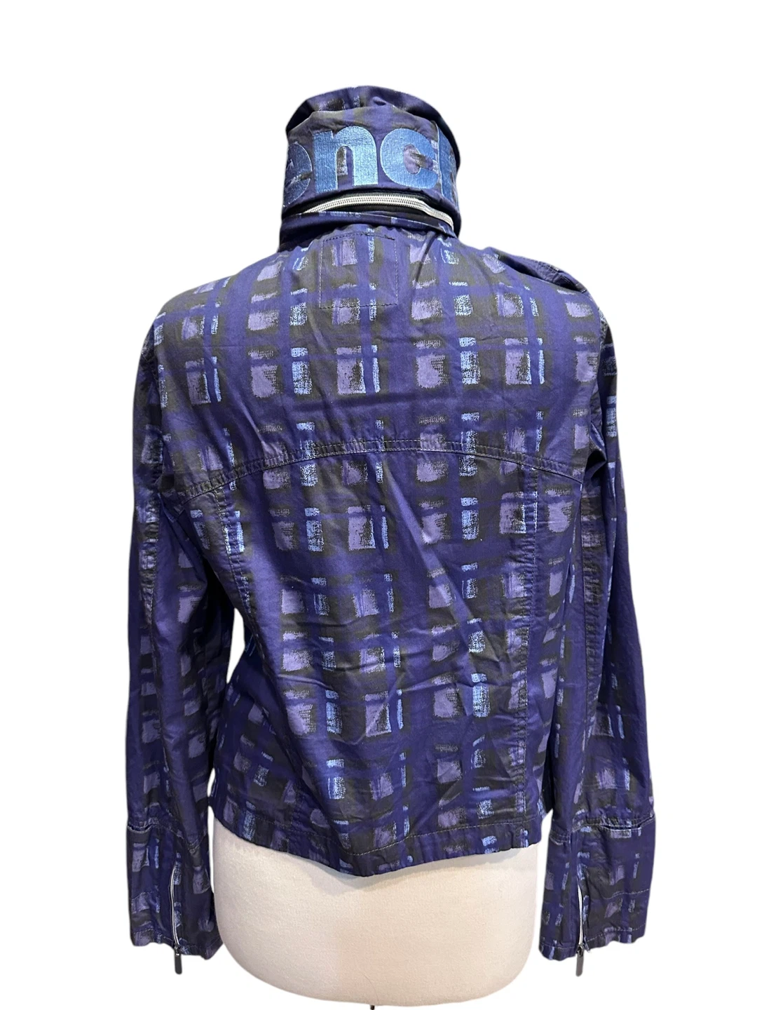 Bench Jacket - Size XL - photo 2