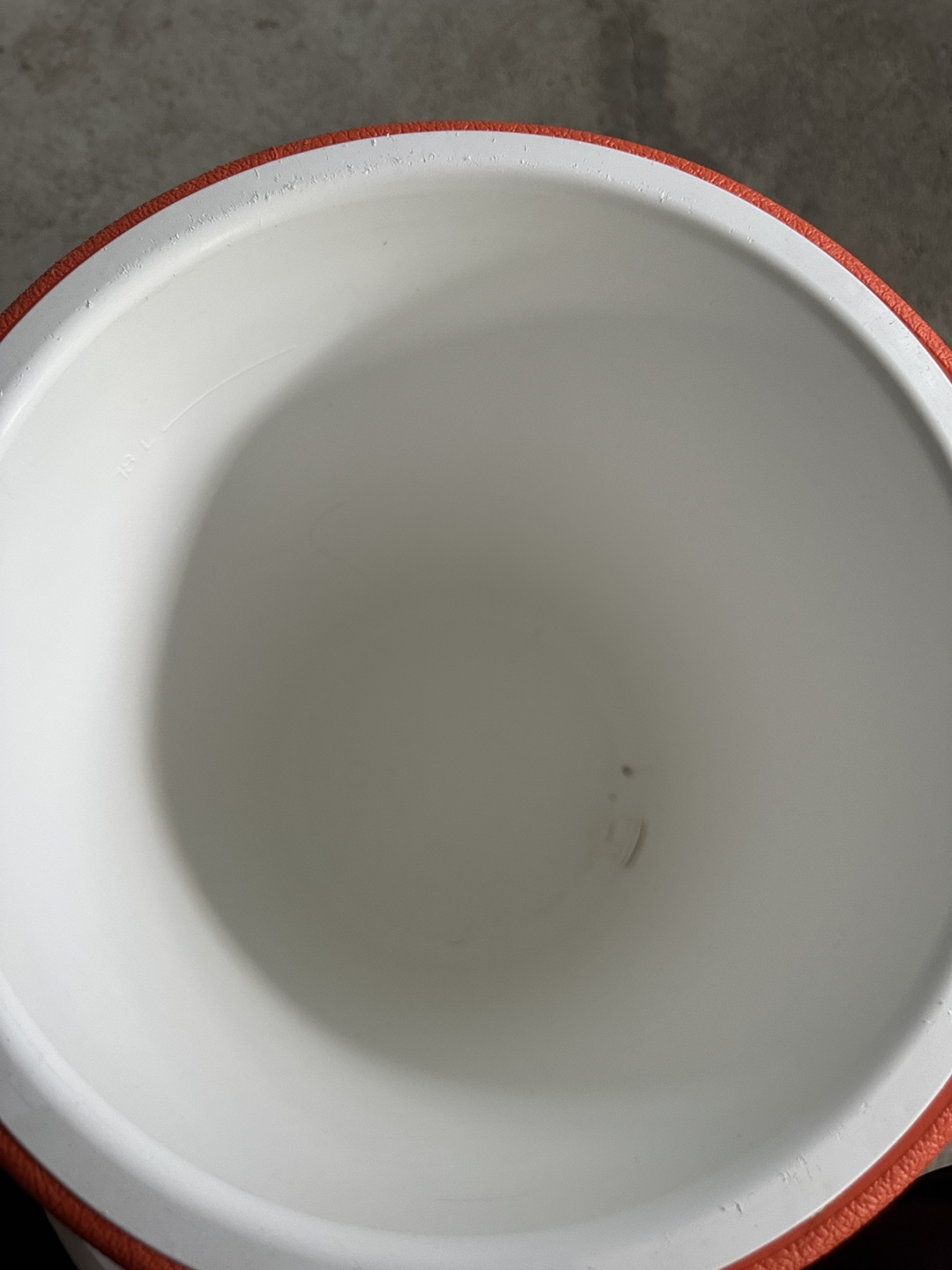 Igloo Seat Top 5-Gal Drinking Water Cooler - photo 2
