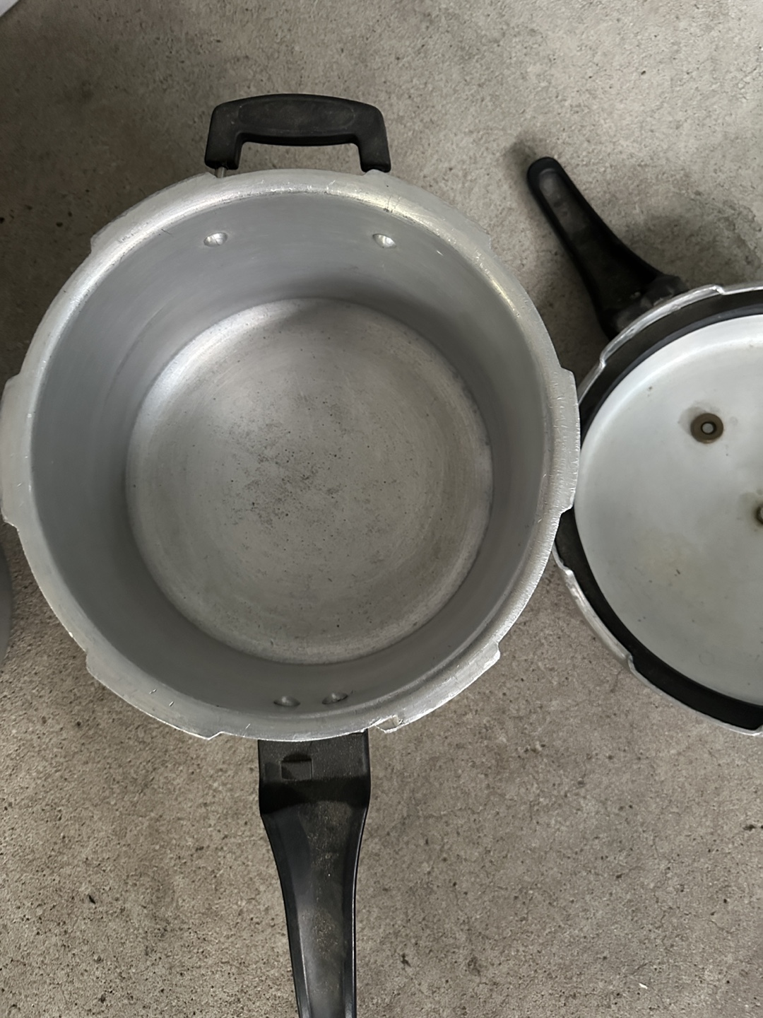 Phoenix Pressure Cooker