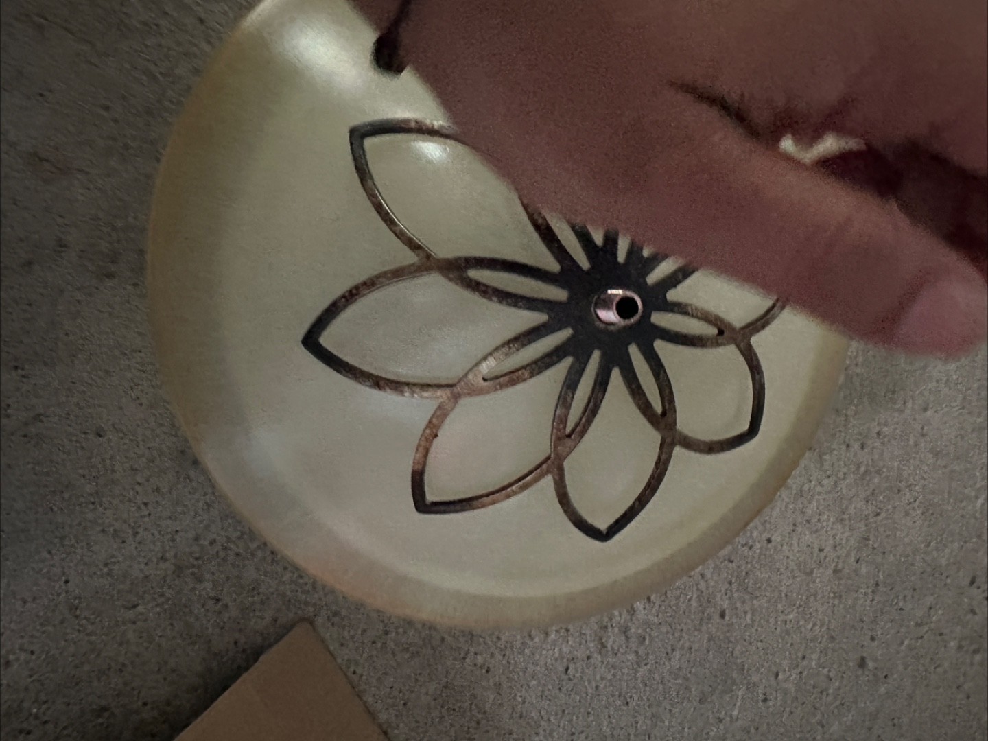 Flush Mount Ceiling Light with Floral Design - photo 2