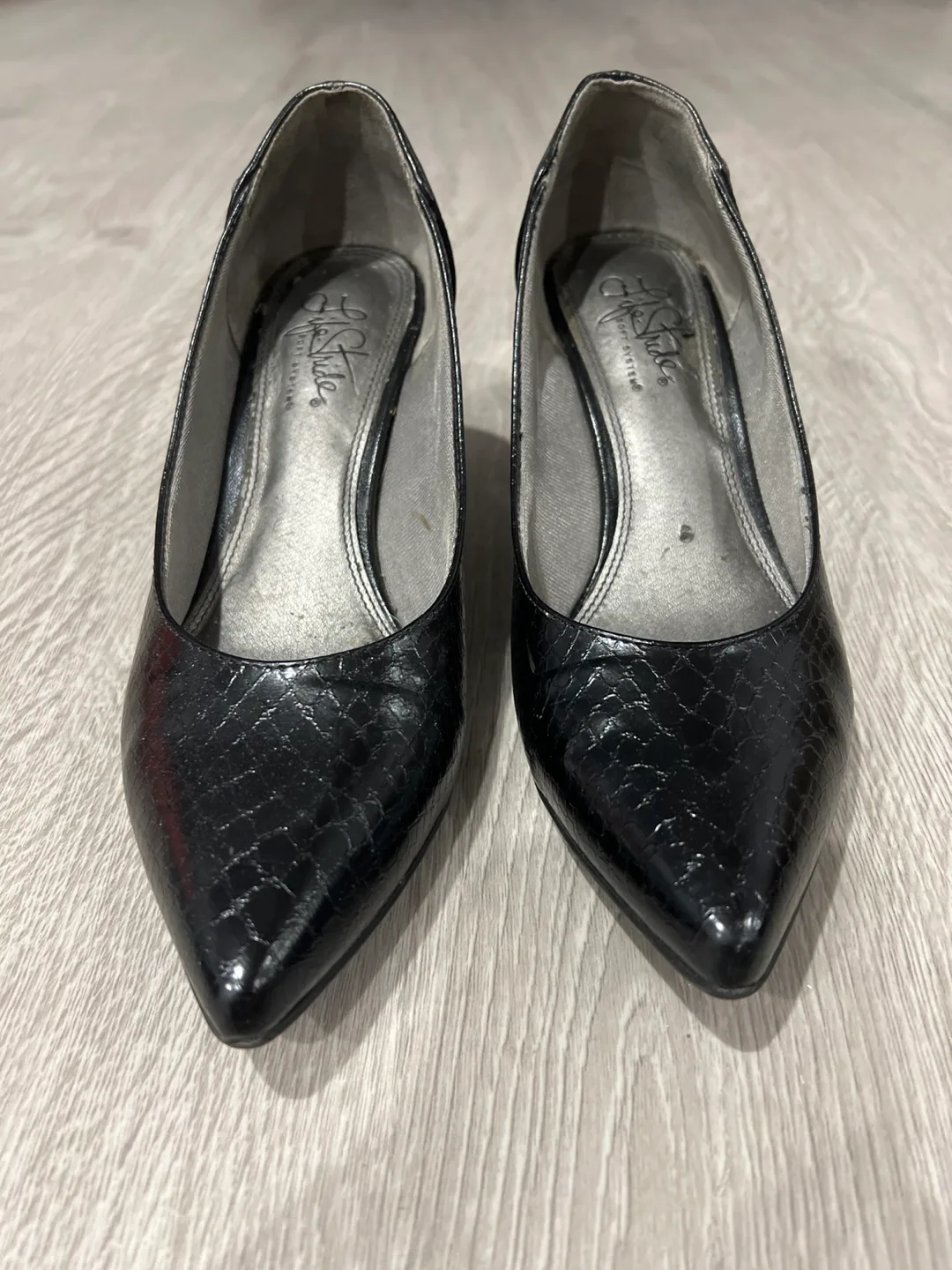 LifeStride Black Heels - Size 8.5 thumbnail
