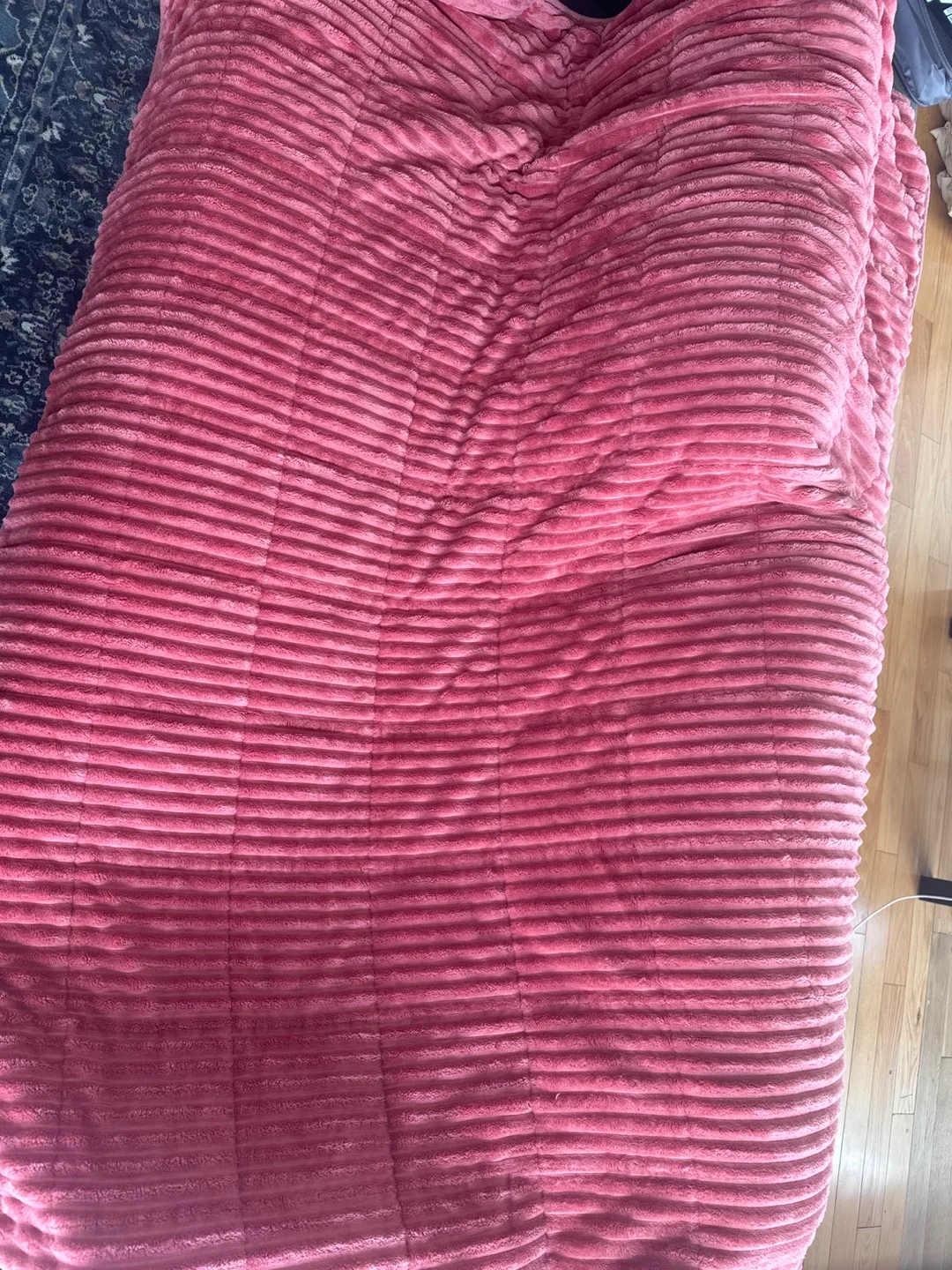 Pink Weighted Blanket thumbnail