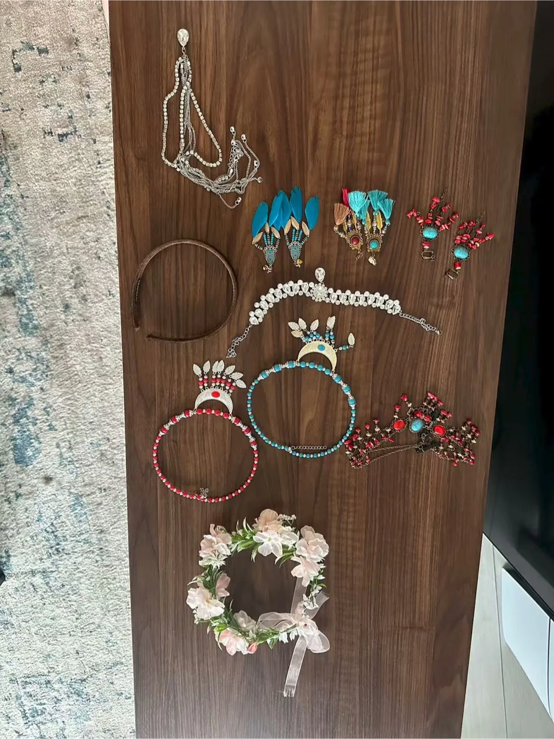 Assorted Costume Jewellery thumbnail