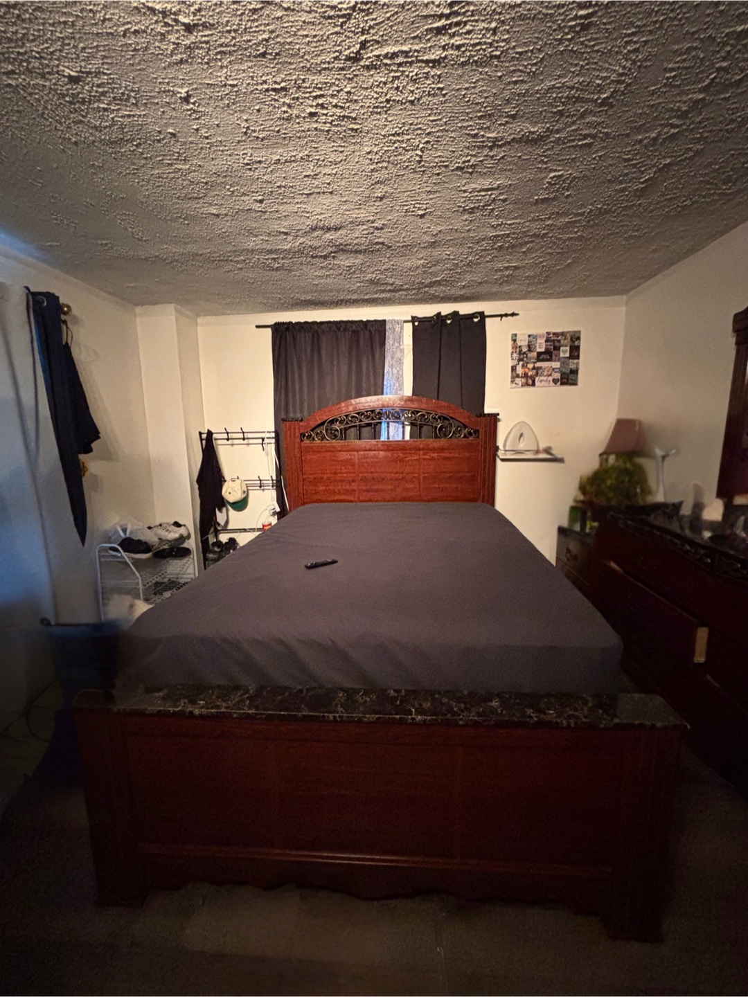Queen Bedroom Set - Dresser with mirror, Nightstand, Bed Frame - photo 3