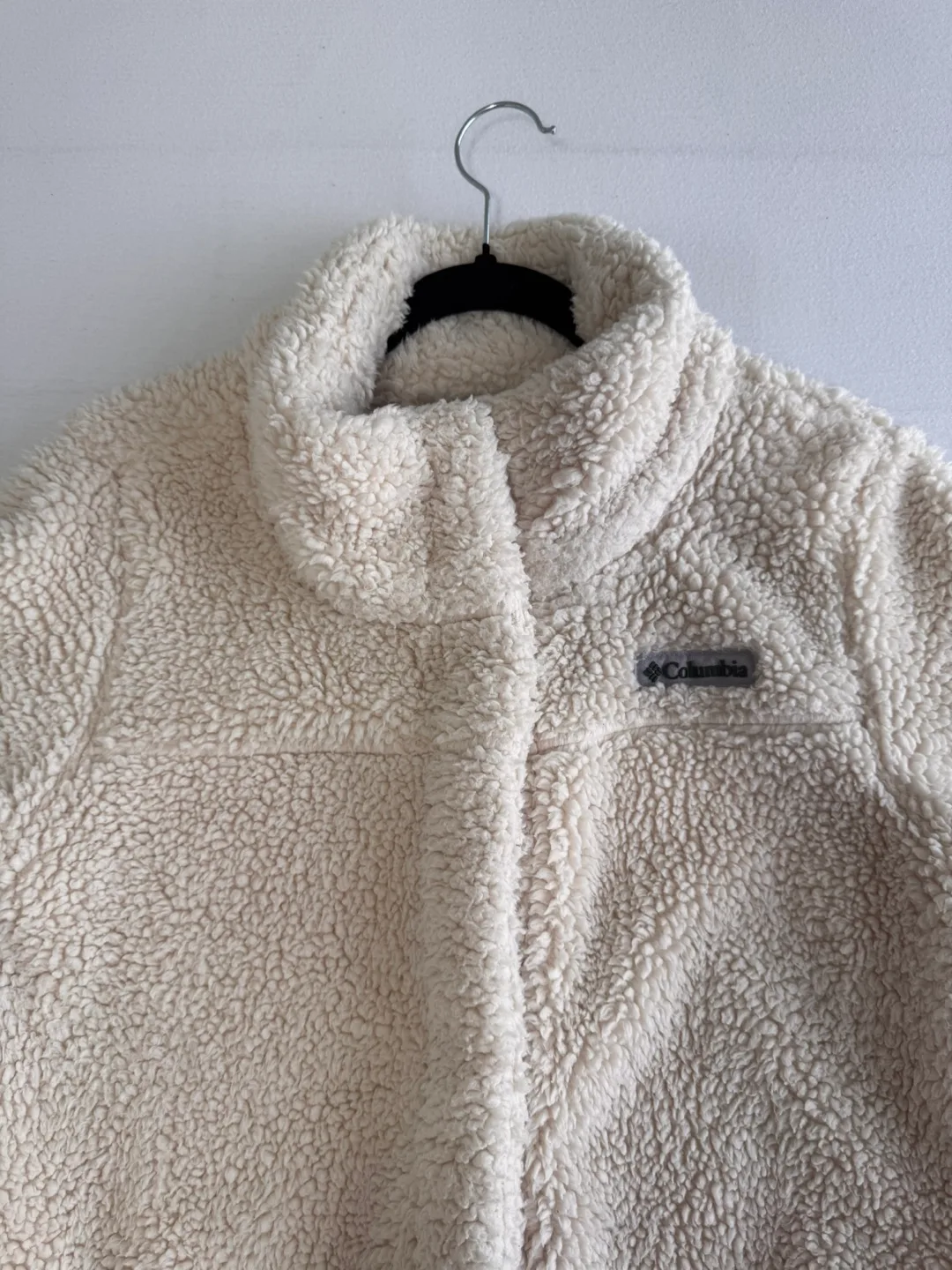 Columbia Women's Cream Fleece Jacket image indicator(3)