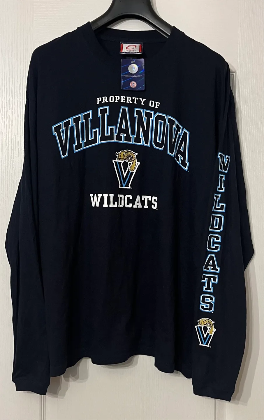 Villanova Wildcats Men’s Size XL Long Sleeve Shirt thumbnail