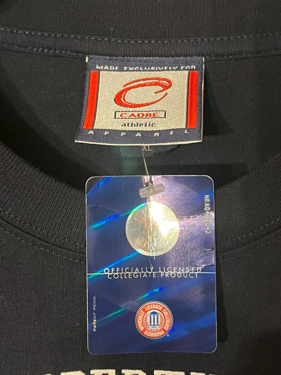 Villanova Wildcats Men’s Size XL Long Sleeve Shirt image indicator(5)