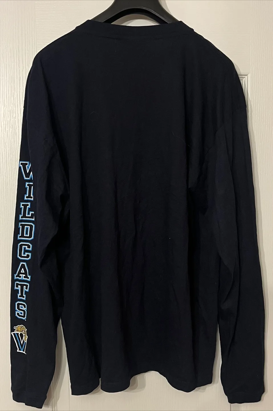 Villanova Wildcats Men’s Size XL Long Sleeve Shirt image indicator(7)