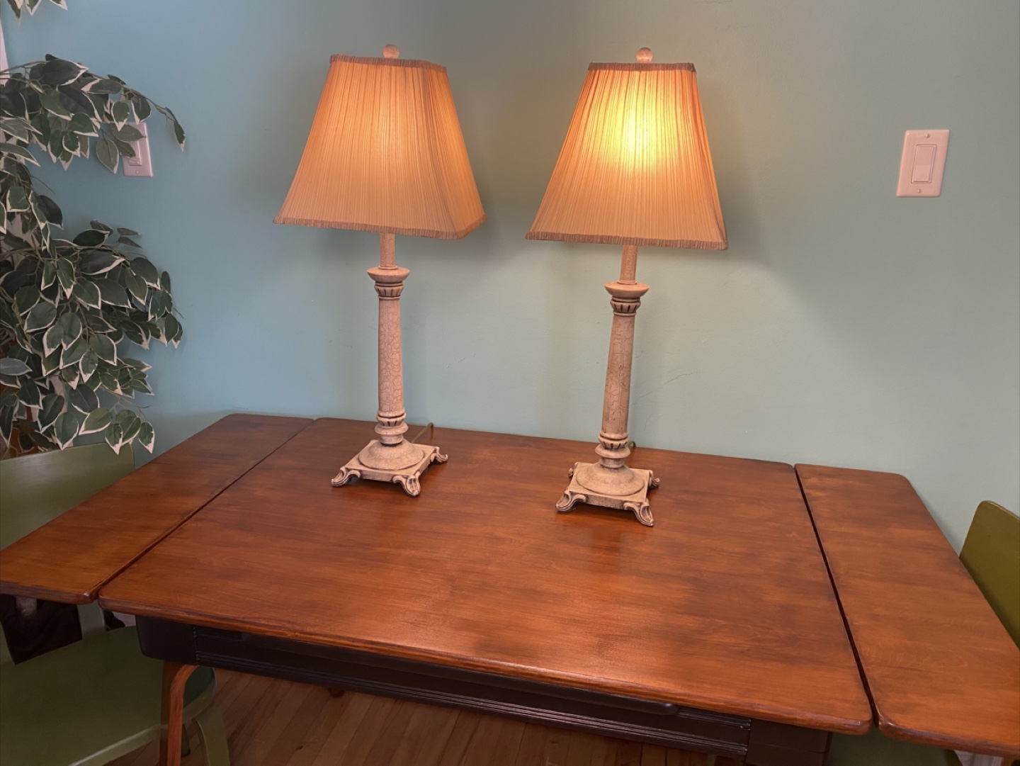 FREE DELIVERY: Vintage Faux Coral-stone Lamp Set $40 (HRM) - photo 2
