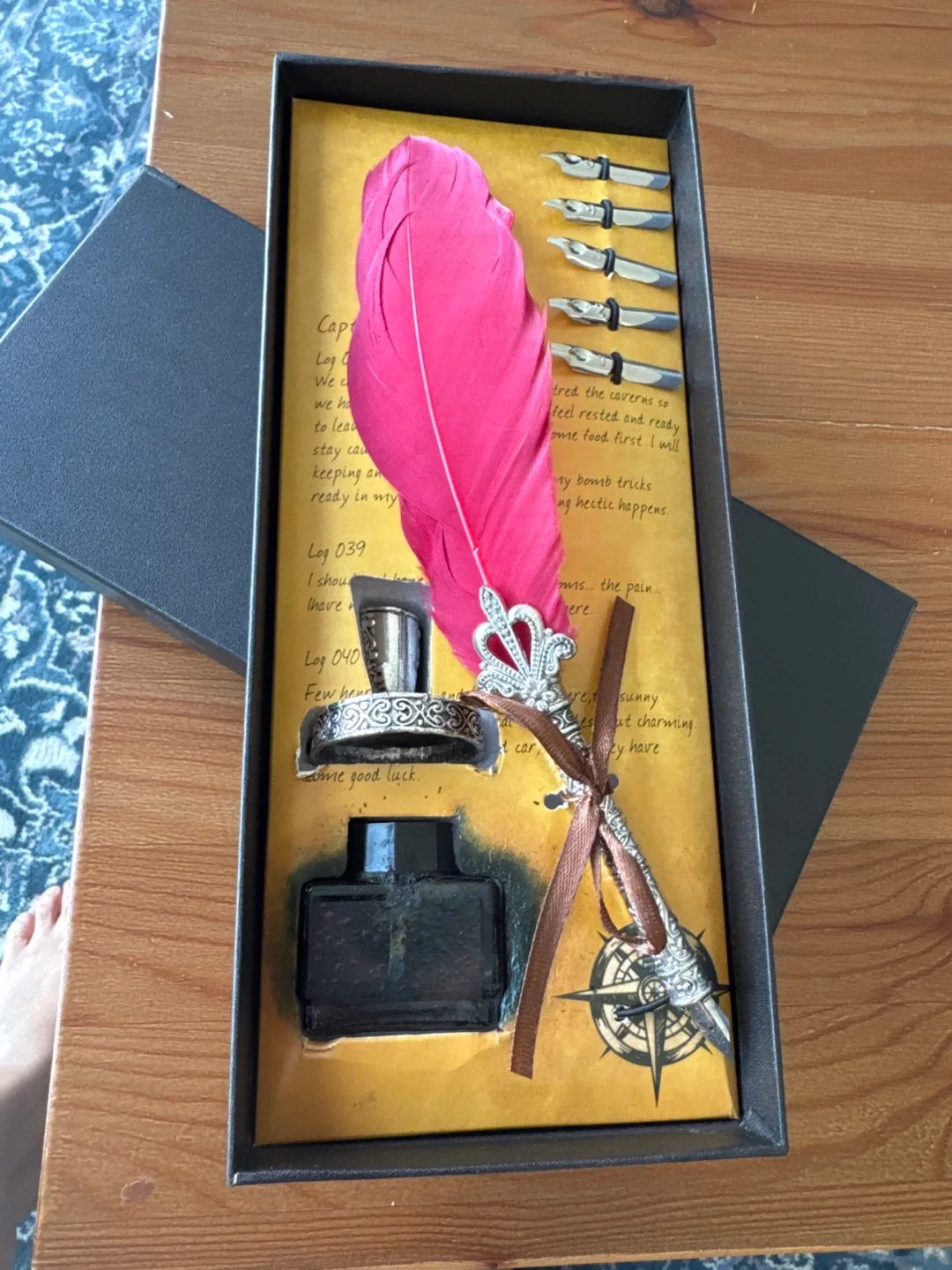 Feather Quill Pen image indicator(2)