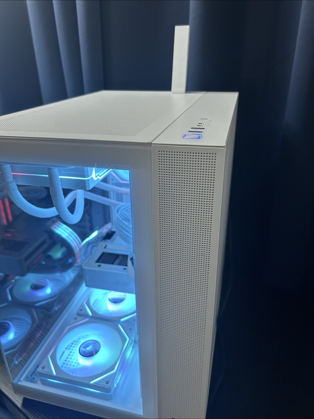 High-End Custom White PC - Heavy Gaming & Workload - photo 2