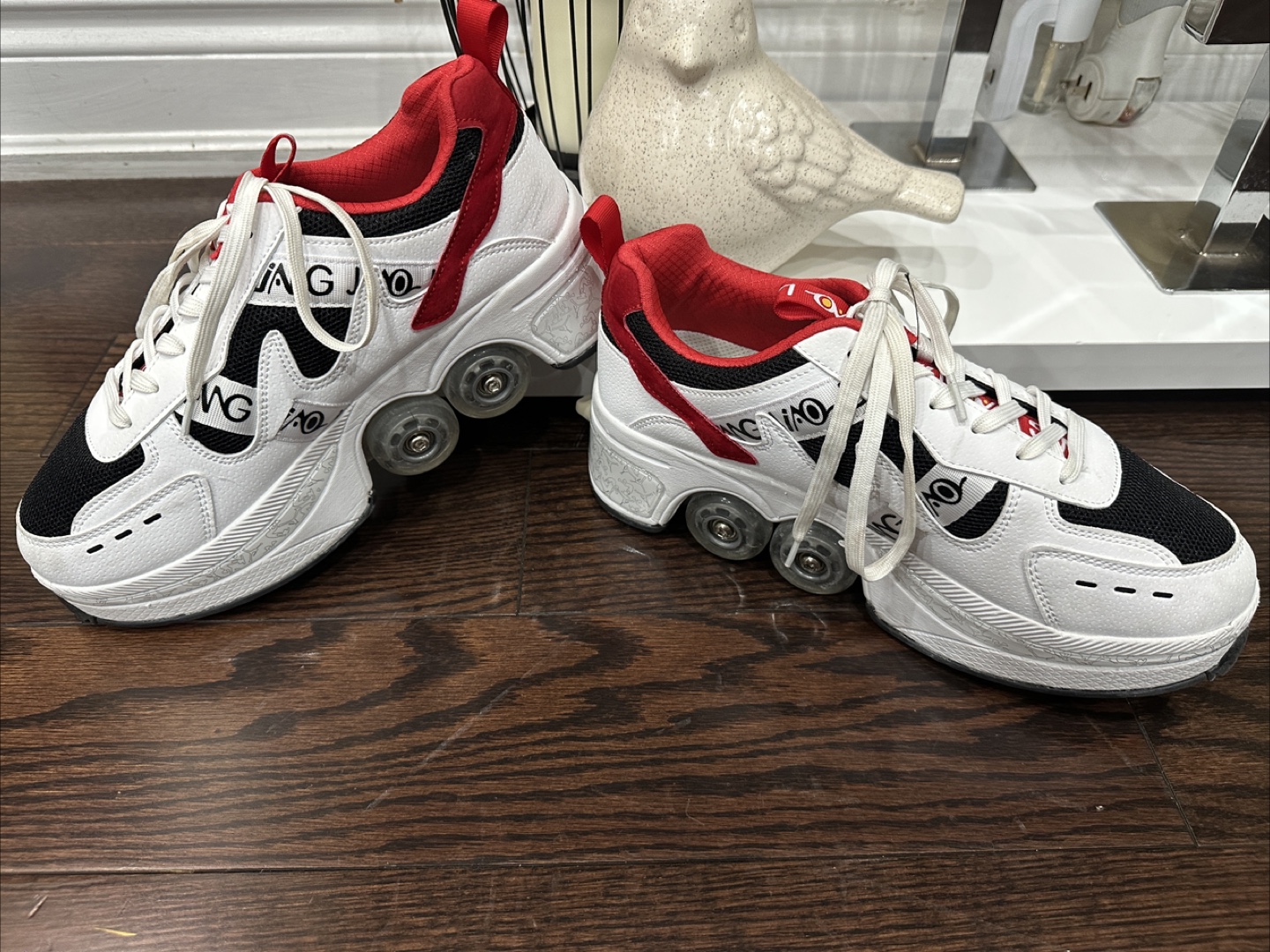 JIANG GAO Roller Skate Shoes - Size 9 - photo 2