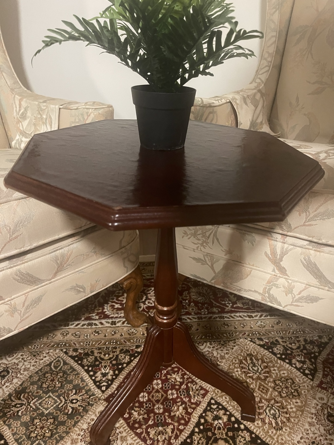 Pair of Wingback Armchairs and a table - photo 4