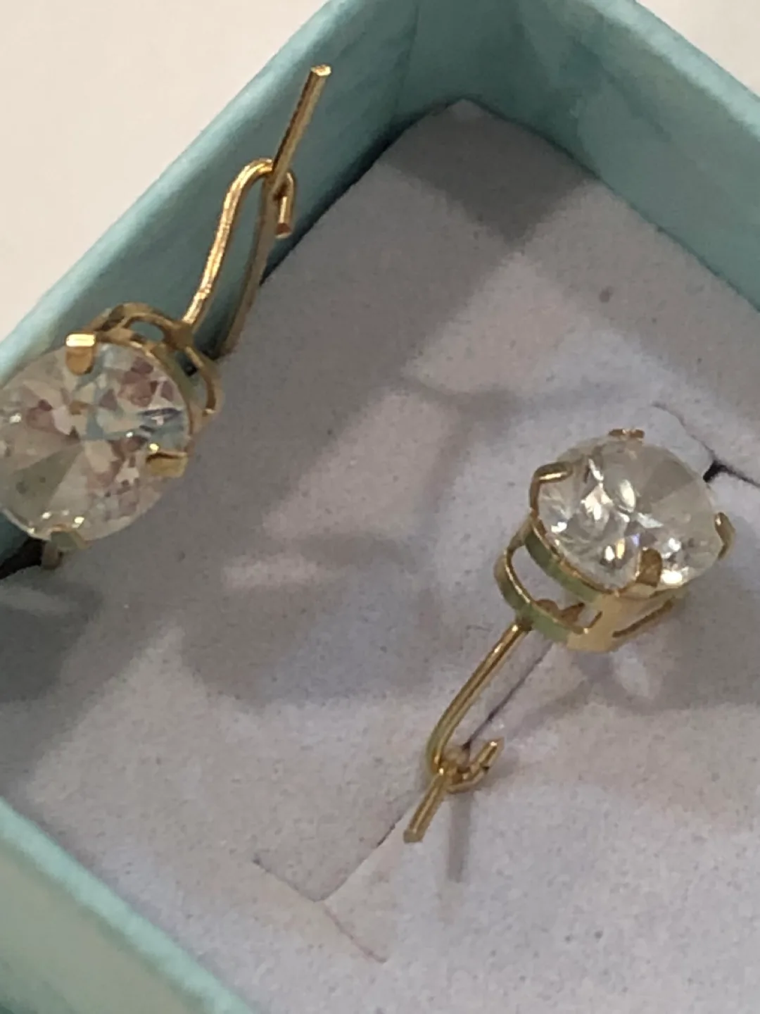 10k yellow Gold , sapphire Stud Earrings image indicator(2)