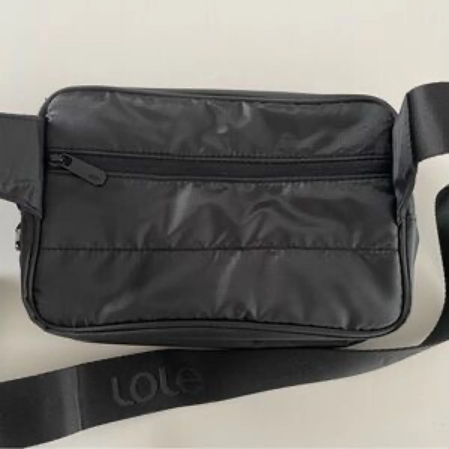 Lole Black Belt Bag (unisex) image indicator(6)
