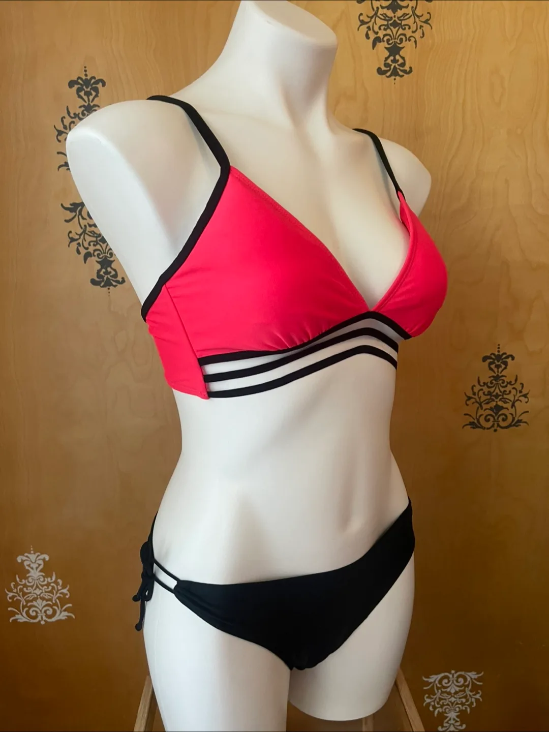 Vintage 2000s Y2K Bikini Set Neon Pink S/M image indicator(2)