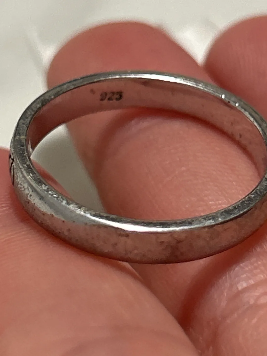 Sterling Silver Ring - Size 9 image indicator(2)