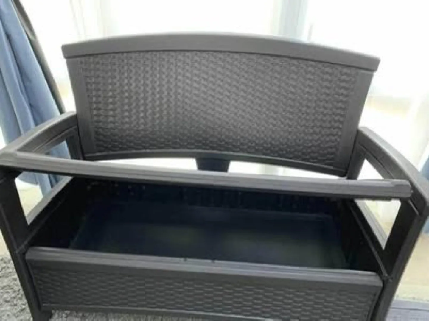 Patio  furniture- Suncast image indicator(2)