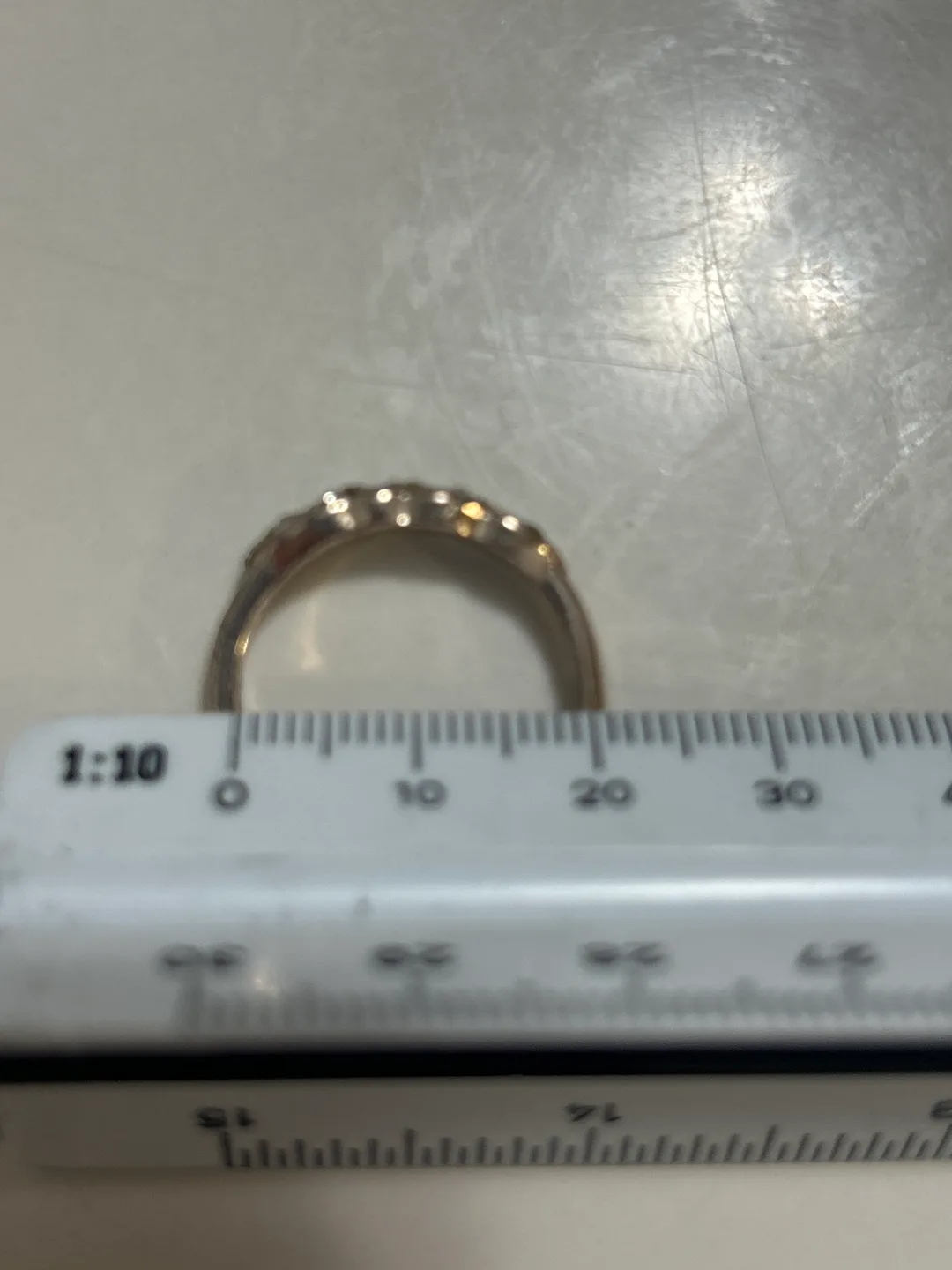 Sparkly Ring, Size 7 image indicator(3)