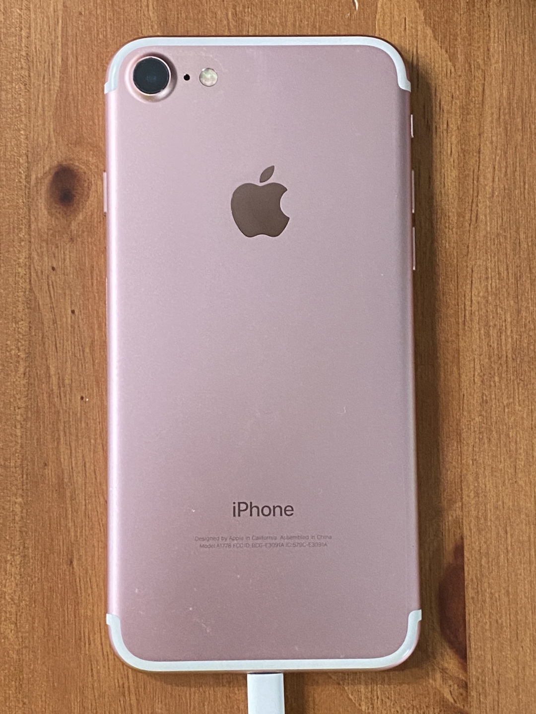 Apple iPhone 7 32GB Rose Gold w/ Box - photo 2