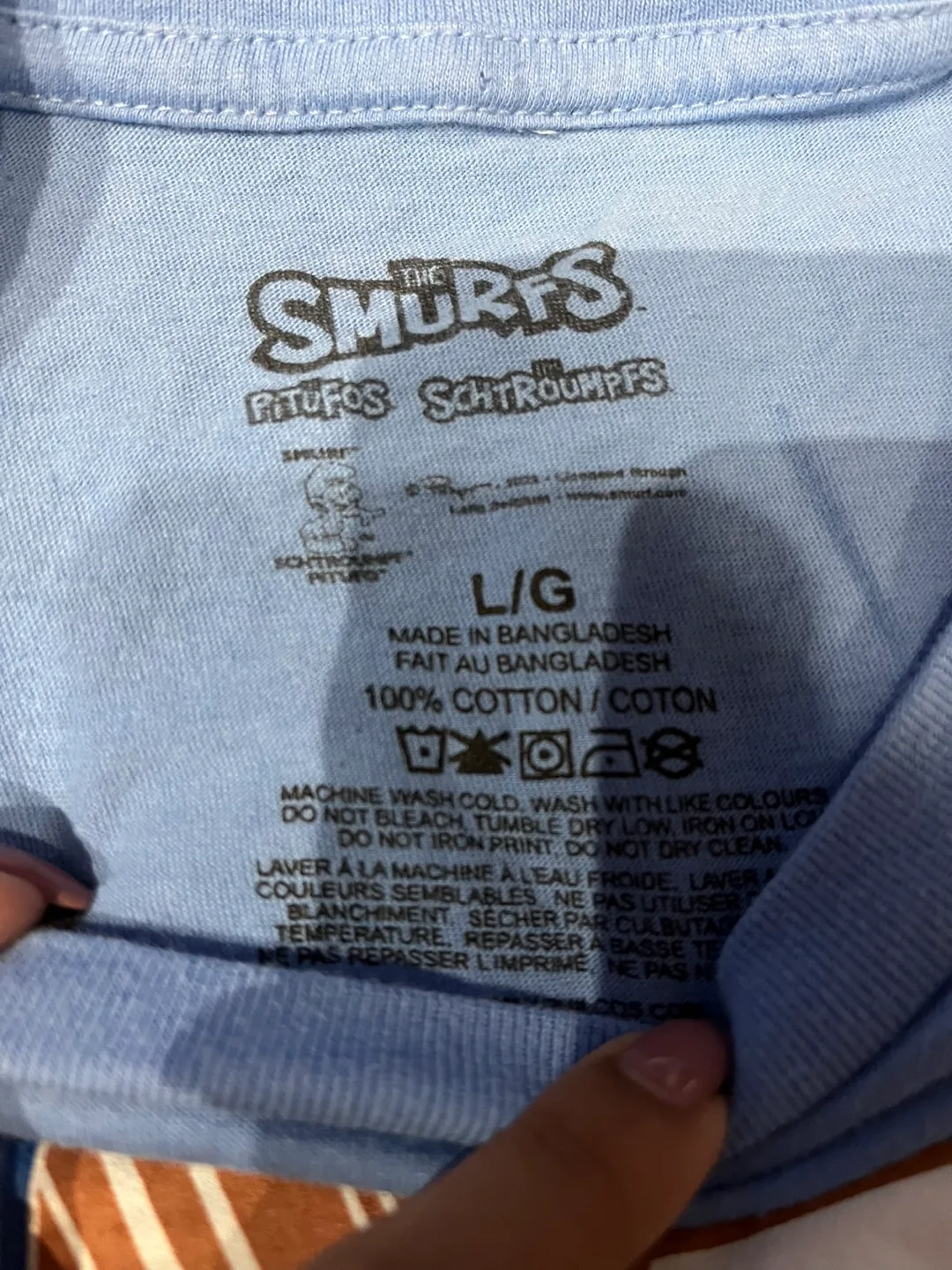 Smurfs Graphic T-Shirt - Size Large image indicator(2)