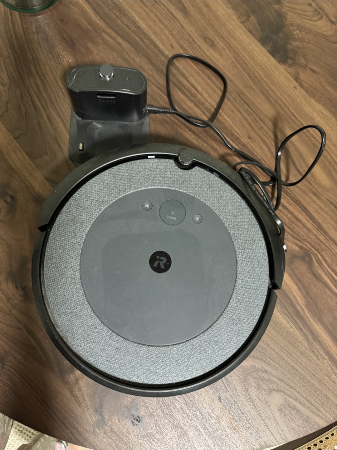 iRobot Roomba i3 Robot Vacuum