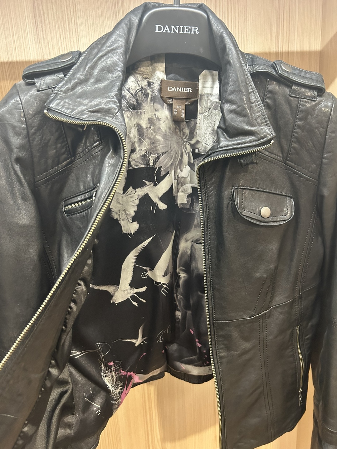 Danier Leather Jacket - photo 2