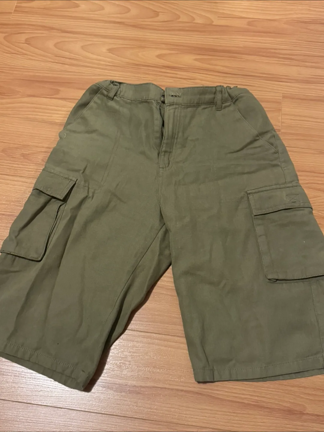 Y2k Cargo Shorts - Olive Green thumbnail