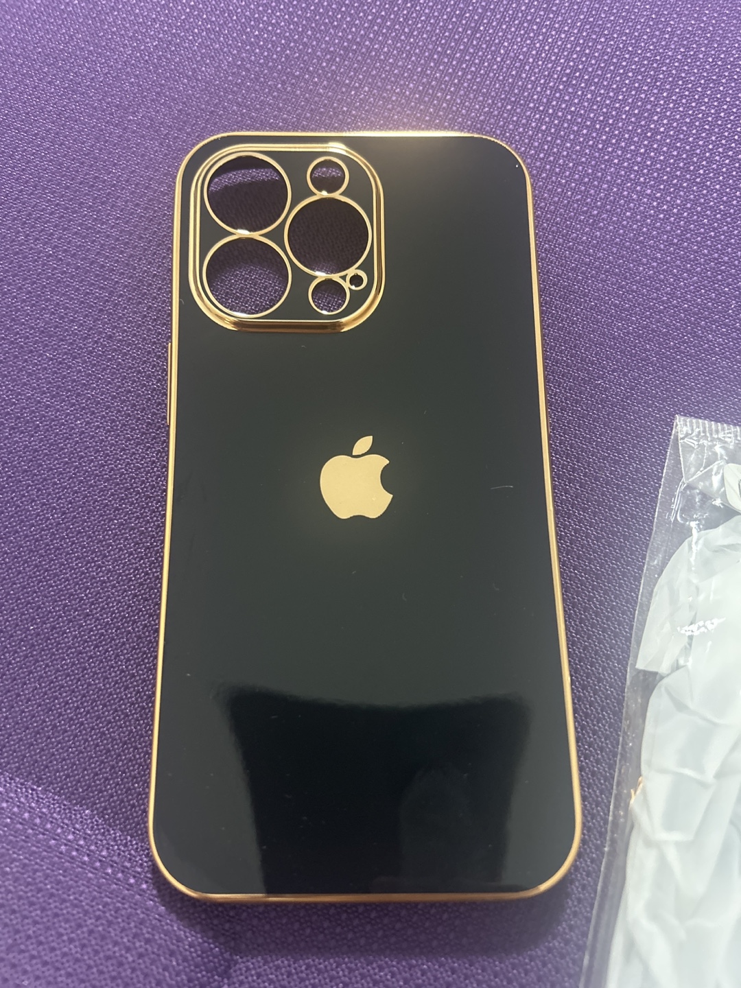 New Apple iPhone 13 Pro Case - Black & Gold - photo 3