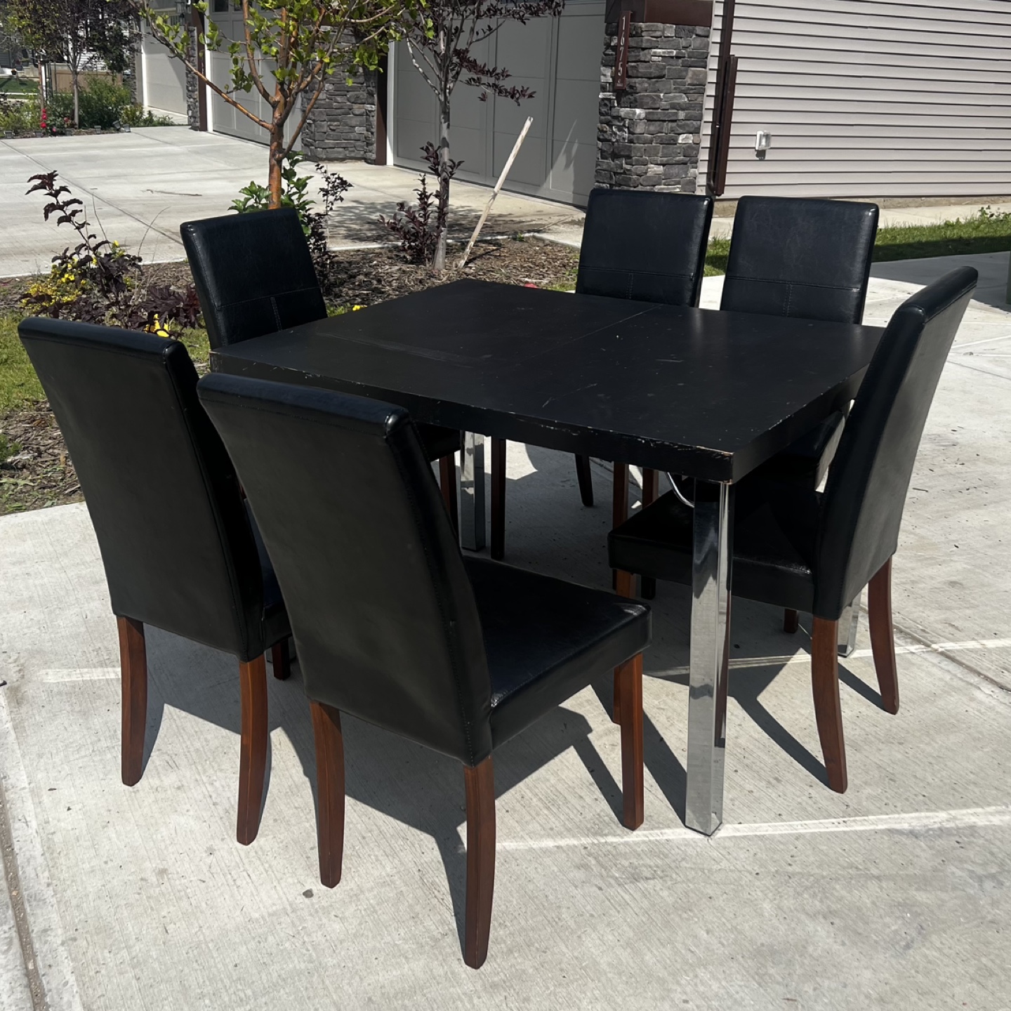 Dining Table with 6 Chairs