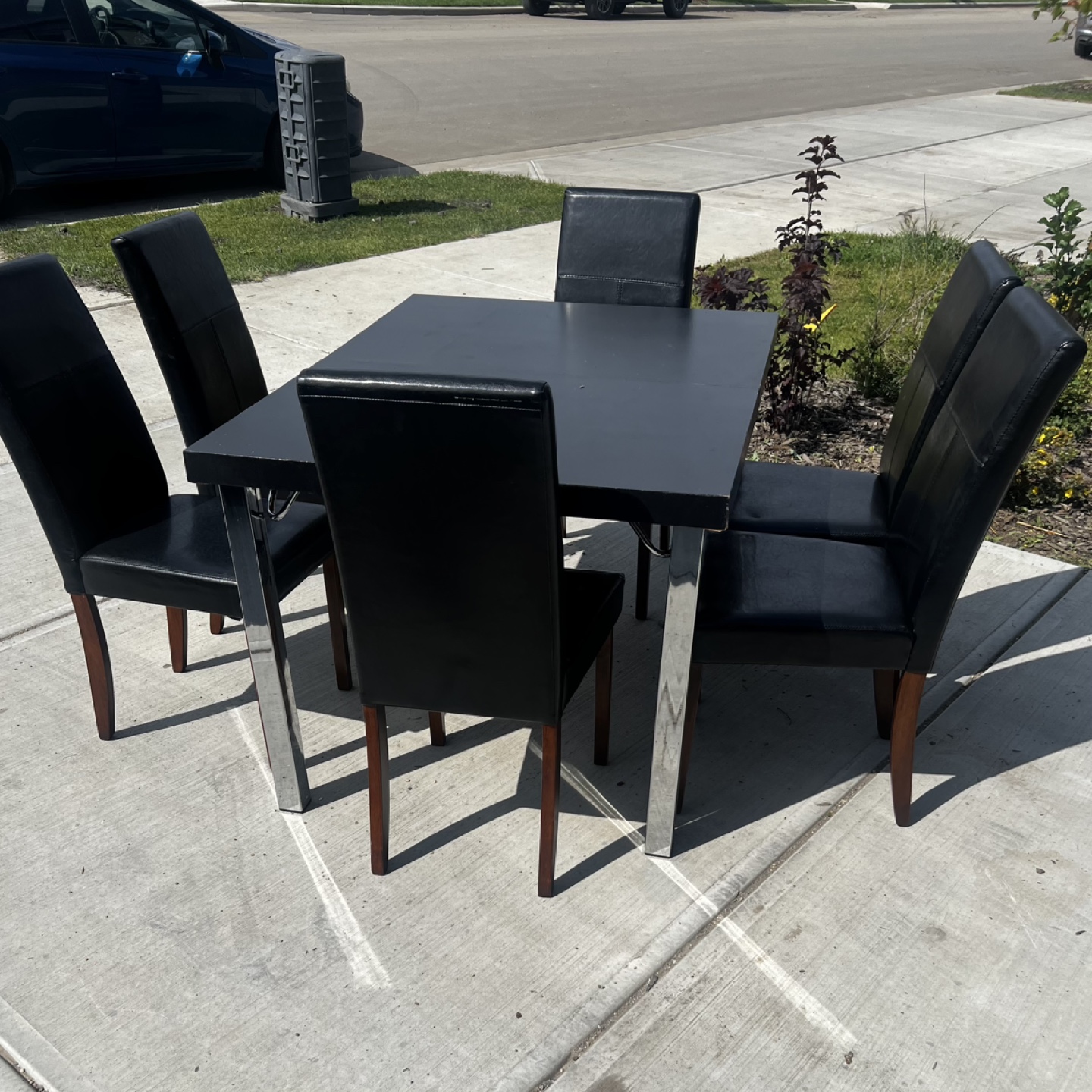 Dining Table with 6 Chairs - photo 4