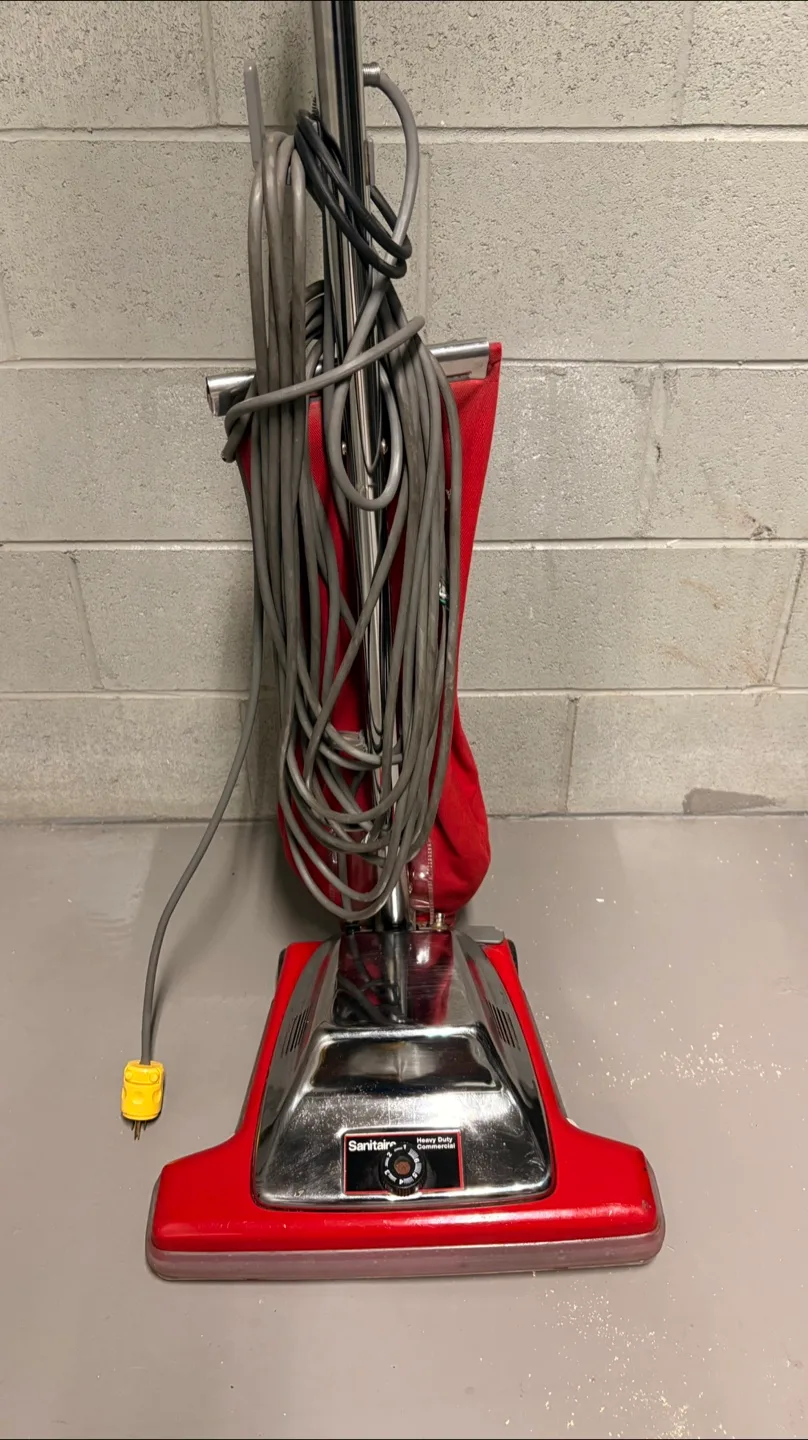 Sanitaire Heavy Duty Vacuum Cleaner image indicator(2)