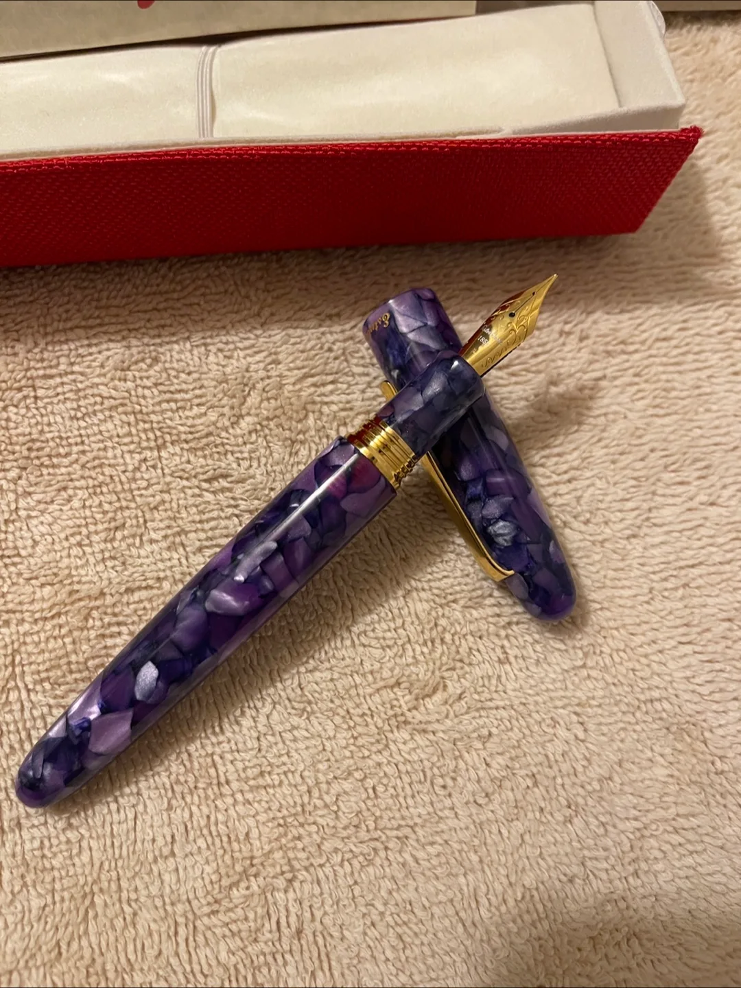 Esterbrook Estie Fountain Pen - Purple image indicator(3)