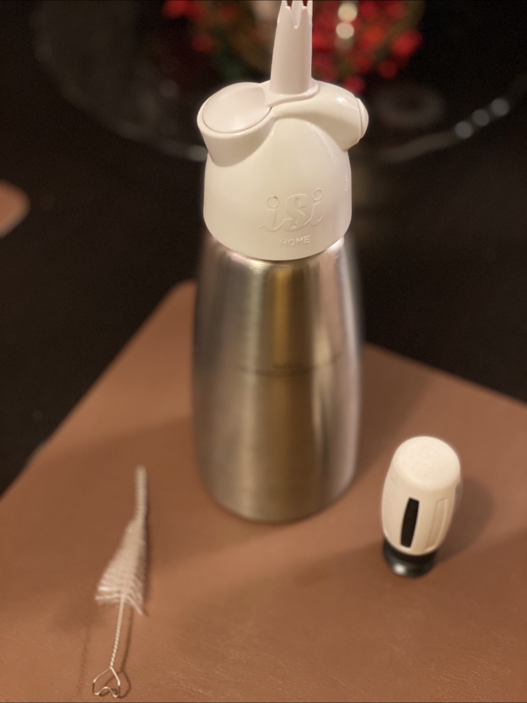 iSi Easy Whip Plus Cream Whipper