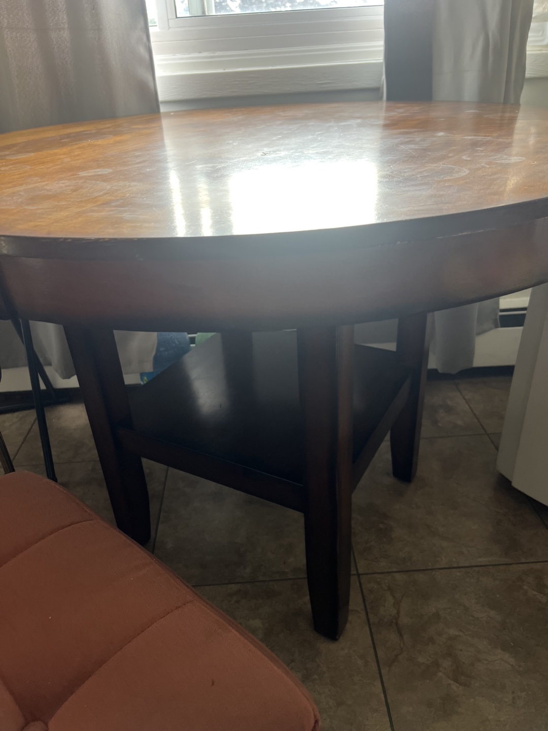 Round Wooden Table - photo 2