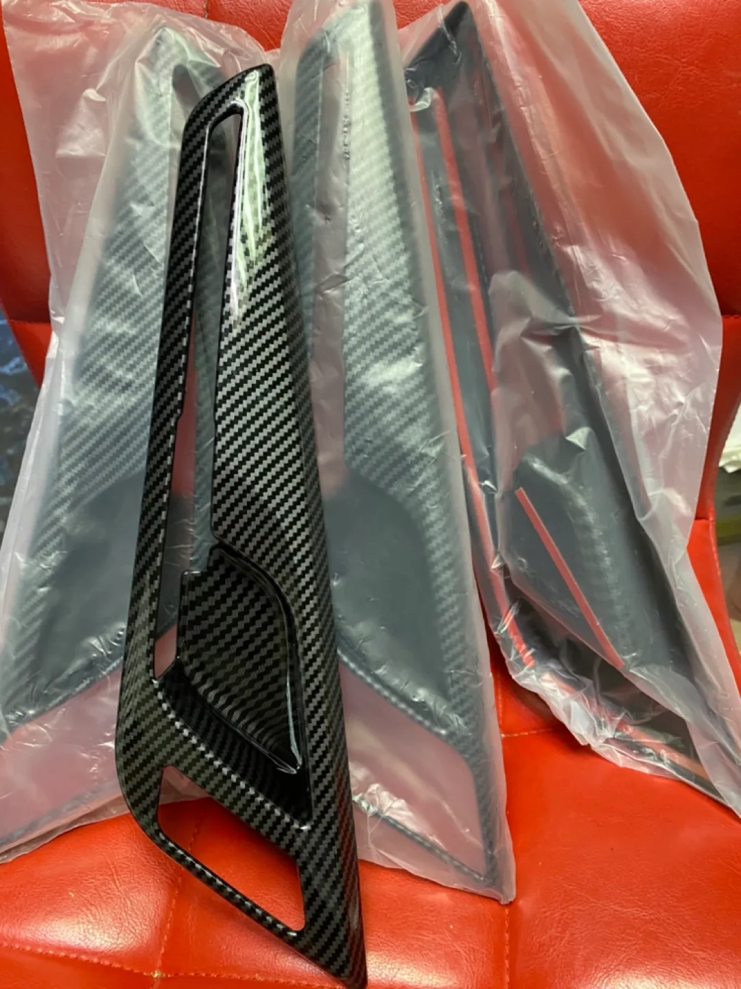 iTrims Kia EV6 Interior Door Handle Cover - NEW thumbnail