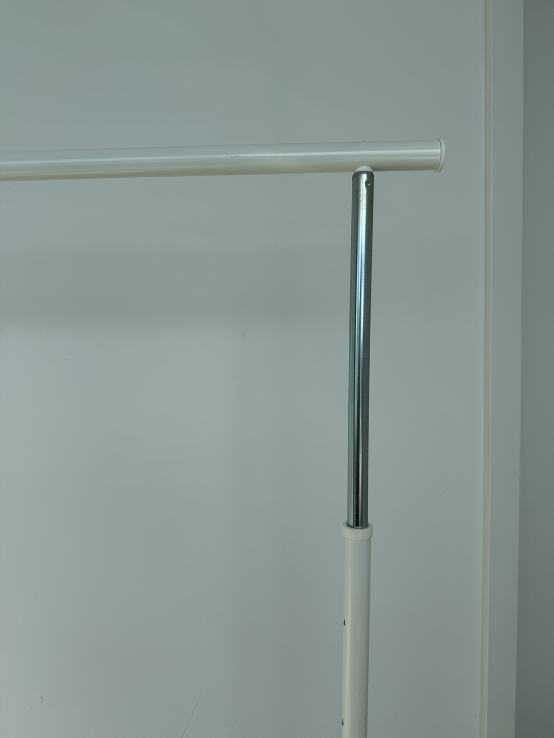 IKEA RIGGA Clothes Rack – White - photo 3