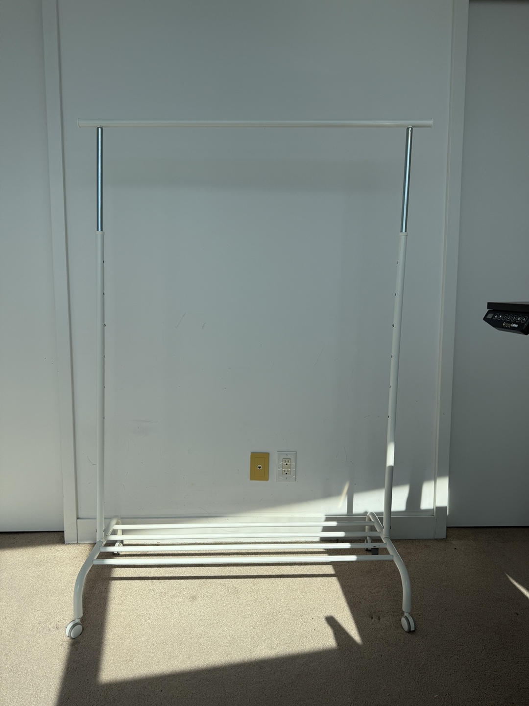 IKEA RIGGA Clothes Rack – White - photo 2