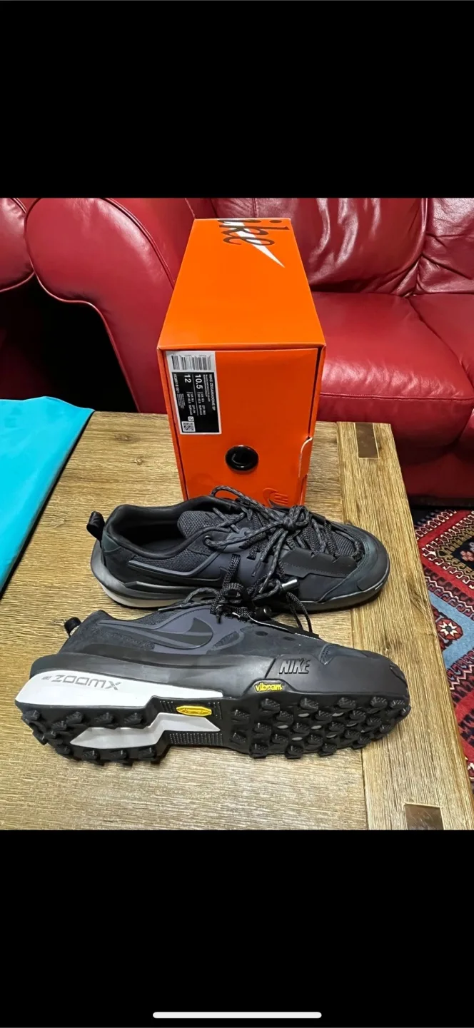Nike Zegamadome Black Sacai SP Running Shoes Size 10.5 Brand new image indicator(2)