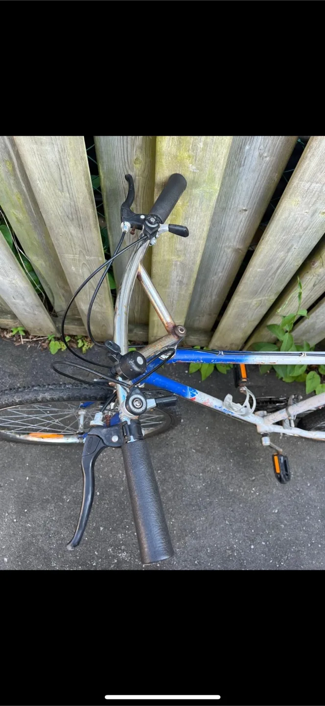 North Country Vintage Mountain Bicycle Blue & White image indicator(8)